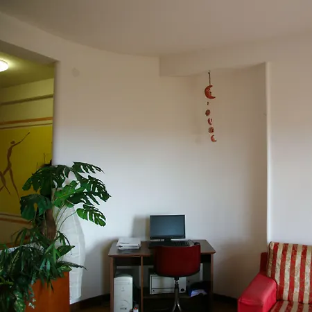 Ariel Bed & Breakfast 3*