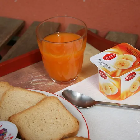 Ariel Bed and breakfast 3*