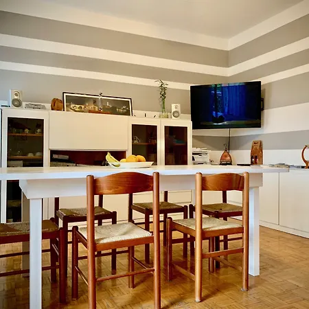 Ariel Bed & Breakfast 3*